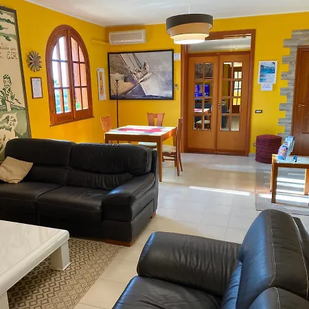 Orlando Vacanze Эриче