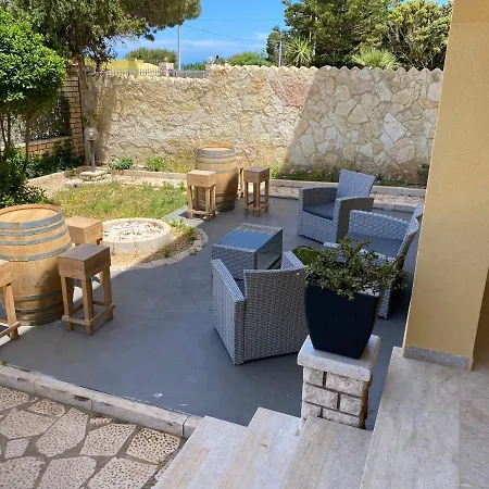 Orlando Vacanze Эриче